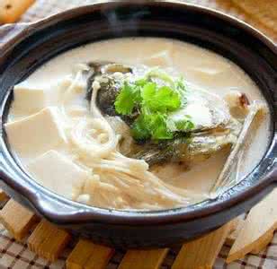 炖豆腐的家常做法 吃家常炖豆腐 轻松补蛋白质