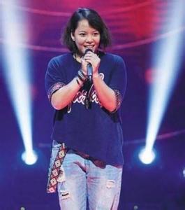 韩红 张惠妹 韩红张惠妹同台 韩红妈妈竟是她！母女罕见同台演绎《北京的金山上》