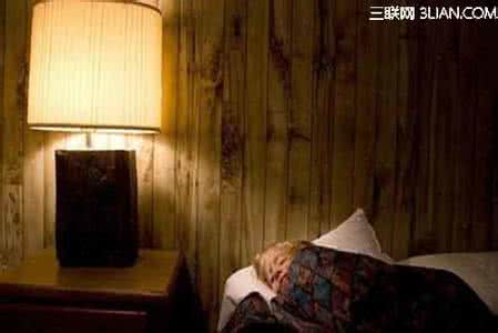 房间有老鼠开灯睡觉 房间有老鼠开灯睡觉 宝宝的房间可以开灯睡觉吗