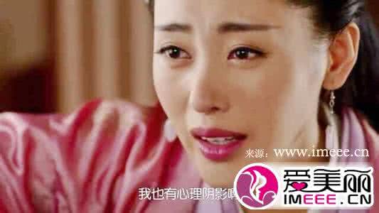 披荆斩棘 太子妃升职法宝：粉唇秒杀直男剑眉披荆斩棘