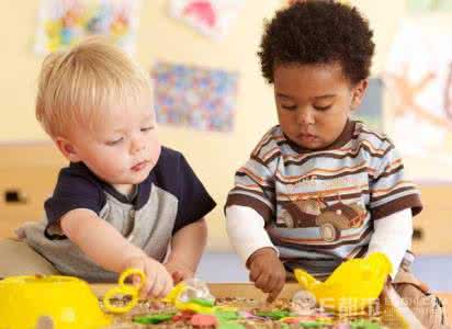 宝宝上早教班有用吗 宝宝上早教班有用吗 早教机对宝宝有用吗?早教机哪个牌子好