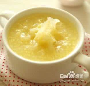 皂角米桃胶银耳羹 双米银耳羹
