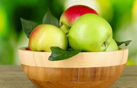 晚上熬夜吃什么水果好 经常熬夜吃什么水果好