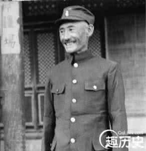 上将军衔 1955年被授予上将军衔 马占山上将之谜 马占山的上将衔为伪满政府授予
