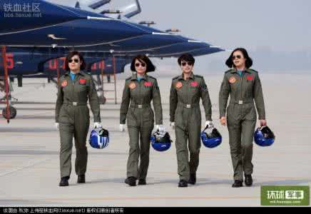 歼10女飞行员牺牲现场 歼10女飞行员牺牲现场 中国女飞行员首次驾歼-10亮相海外(图)
