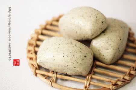 黑芝麻馒头 暄香养生面点。【黑芝麻馒头】