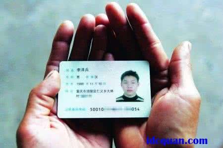 母亲我想你 大学生【母亲给儿子的一封信:我们只想你能陪我们说说话】