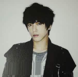 朋克发型 男生朋克发型，尽显熟男魅力