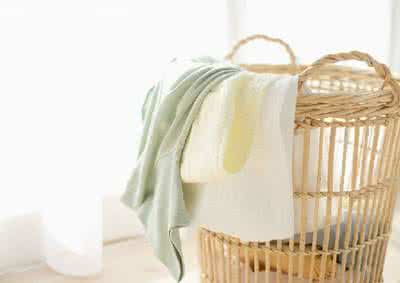 衣服发黄如何清洗 ?衣服发黄原来可以这么处理……太厉害了