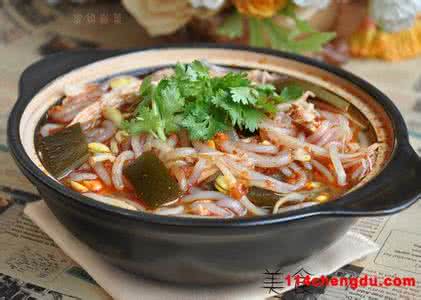 砂锅土豆粉 鸡丝砂锅土豆粉