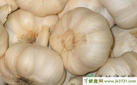 大蒜能治脚气吗 大蒜治脚气的偏方