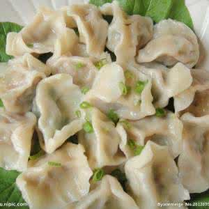 馄饨肉馅怎么调才好吃 馄饨的包法 肉馅这样调,水饺馄饨才好吃