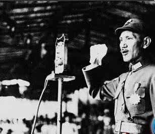 蒋介石对中国的贡献 【国粉收下吧:蒋介石的经典瞬间,照片太全了 】