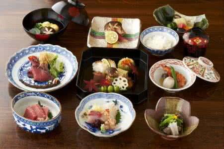 日本人饮食特点 日本人的饮食特点 酱菜文化很突出