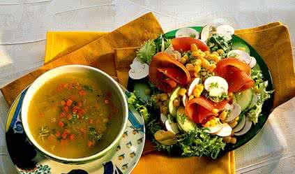 吃什么食物可以美白 哪些食物长吃可以美白 想美白?多吃这些食物!