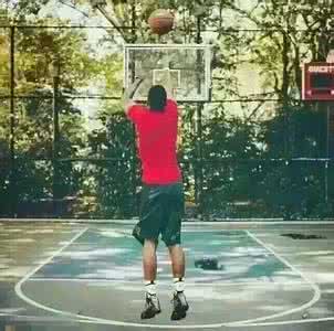 打篮球能减肥吗 男生经常打篮球能减肥吗