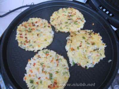 小米煎饼的制作方法 如何制作美味的煎米饼