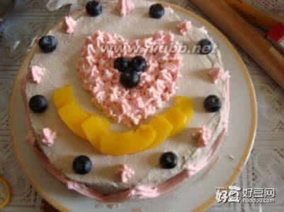 生日蛋糕家常做法 生日蛋糕 自制生日蛋糕的做法,自制生日蛋糕怎么做好吃,自制生日蛋糕的家常做法