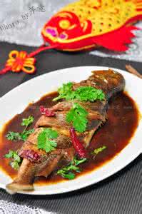 鲁菜黄焖鸡 家焖黄鱼（鲁菜 图解）