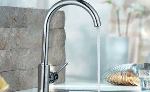 水龙头滴水怎么修图解 家里水龙头漏水怎么办