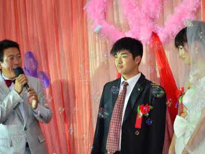 婚礼上证婚人讲话稿 结婚证婚人讲话稿 婚礼证婚人讲话稿
