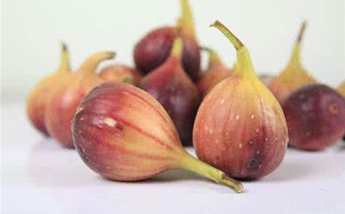 无花果怎么治痔疮 无花果怎么治痔疮 无花果能治痔疮吗