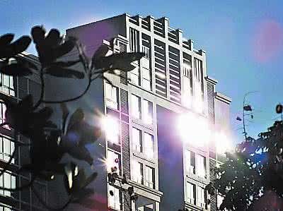 不容忽视的光污染 不容忽视的光污染 滥用灯光 家光污染不容小觑