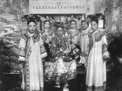 历史人物介绍生平事迹 清朝隆裕皇后生平 历史怎样评价隆裕皇后