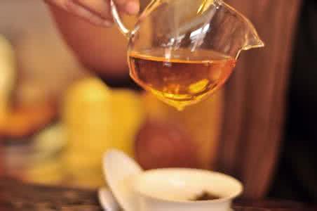 杯子上有茶垢好不好 我有好茶,你有好杯吗?