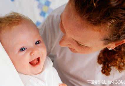 新生儿打嗝不止的原因 婴儿打嗝不止怎么办