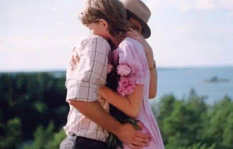 门当户对的爱情 不门当户对的爱情，靠谱吗？