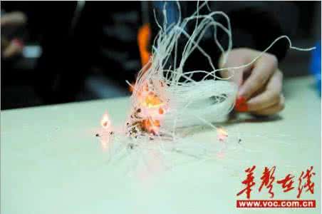 粉丝为塑料做的 会燃烧的粉丝是塑料做的吗?真正的粉丝会燃烧吗?