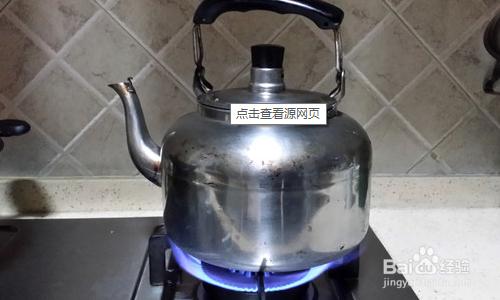 开水反复烧开有害吗 开水反复烧开有害吗 开水反复烧好吗？开水反复烧对身体有害吗