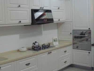 橱柜门板颜色 橱柜门板选择 橱柜门板颜色如何选择 不同居室有不同的选择