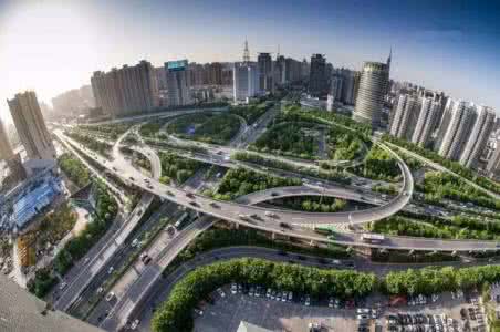 日本最高建筑铃木塔 西北部最高摩天大楼 这个超高摩天塔建筑集群，代表了西安城市北部的最高水准！