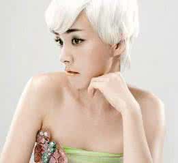 青少年白头发吃什么好 青少年吃甜过多易生白发