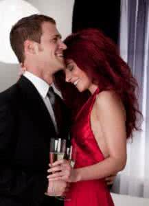 不怀好意造句 男女间“不怀好意”的8句话