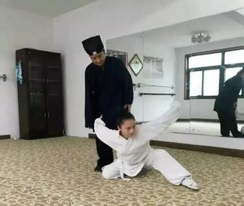 内家拳开胯秘诀 传统武术内家拳 传统武术内家拳的开胯小窍门