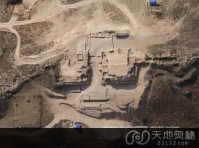 地下城堡2墓葬迷宫 新疆发现神秘石头墓葬迷宫(图)
