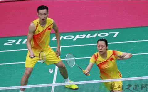 打羽毛球图片大全 打羽毛球必知的6大秘诀