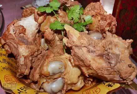 大骨头能炖什么 大骨头怎么炖？