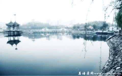 描写烟雨江南的美文 落笔烟雨,相思嫣然【情感美文】