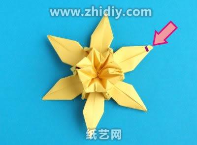手工折纸水仙花 手工折纸:水仙花图解教程