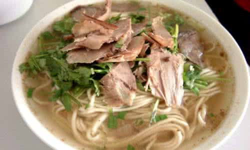 兰州牛肉拉面 兰州牛肉拉面冬季和夏季和面及拉面技巧