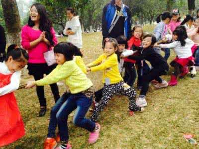 适合户外的亲子游戏 2-3岁宝宝适合的户外亲子游戏