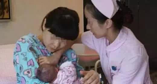 狗狗呕吐咖啡色液体 半夜胃酸难受怎么办 2岁孩子突然半夜吐咖啡色液体查明原因爸妈很难受