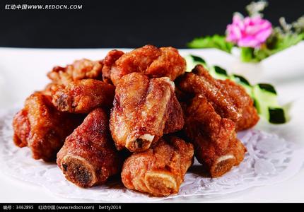 金牌蒜香骨怎么腌制 金牌蒜香骨