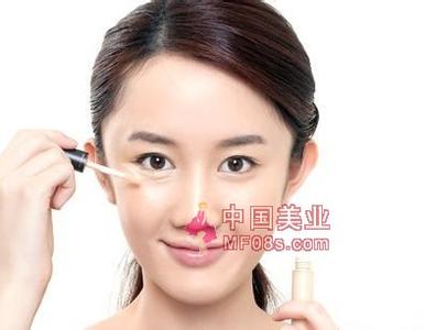 正确的淡妆化妆步骤 化淡妆的正确顺序~化妆新手必看