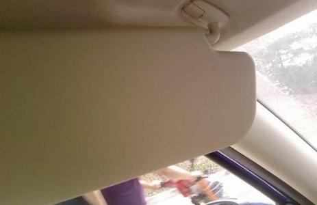 给驾校教练送烟技巧 驾校不会教，但是绝对实用的小技巧，救过好几百人