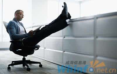 抽烟伤肺不伤心 六种坏姿势让你伤心伤肺